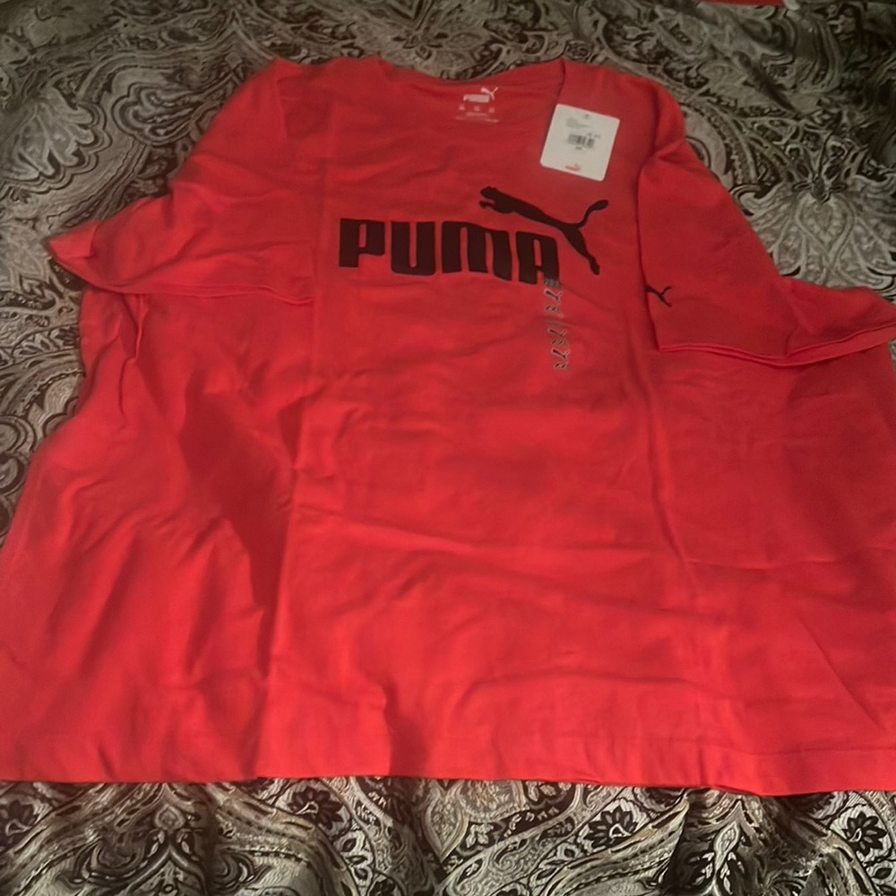 Men XXL RED PUMA TSHIRT! Brand New!